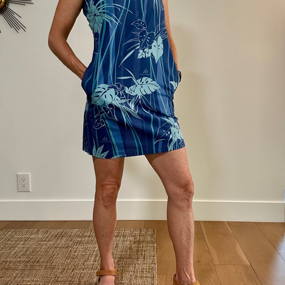 Vintage Tori Richard Blue Tiki oasis Bank of Hawaii Hawaiian dress modern size 2